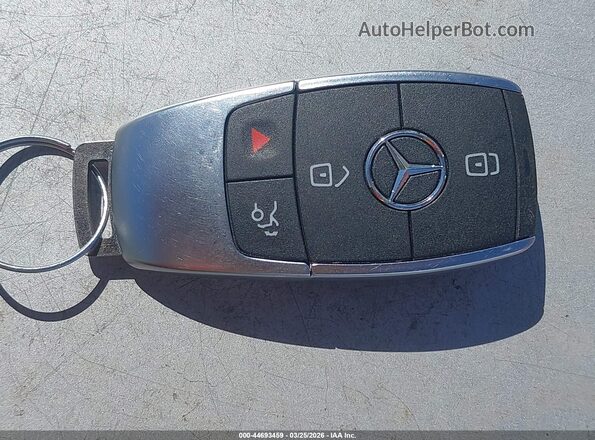 4JGFF5KE4SB404095 2025 MERCEDES-BENZ GLS 450 Черный Вид панели приборов