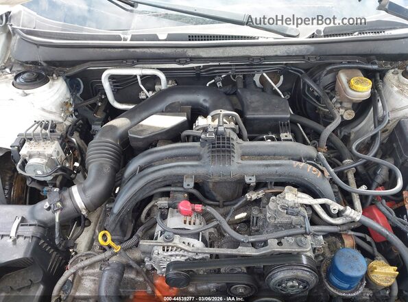 4S3BNAC60H3050682 2017 SUBARU LEGACY White Вид ззаду