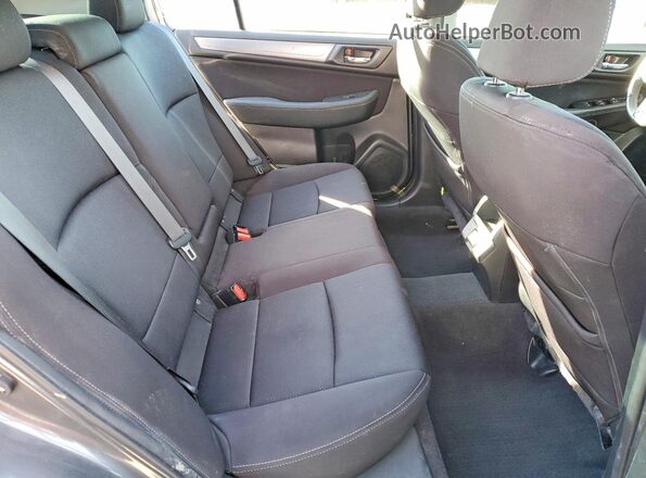 4S3BNAC69J3010994 2018 SUBARU LEGACY Gray Widok tylnych siedzeń