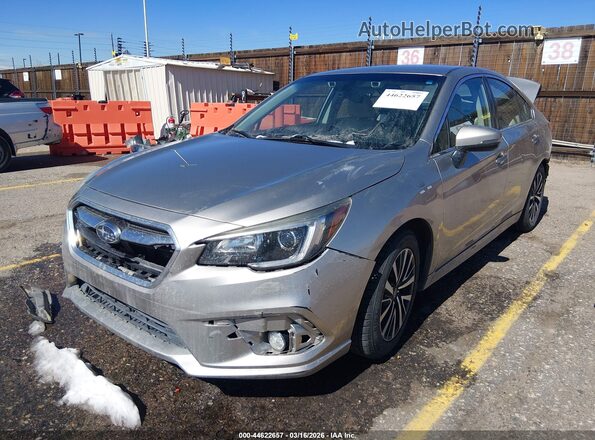 4S3BNAF62J3029642 2018 SUBARU LEGACY Gray Przód lewy