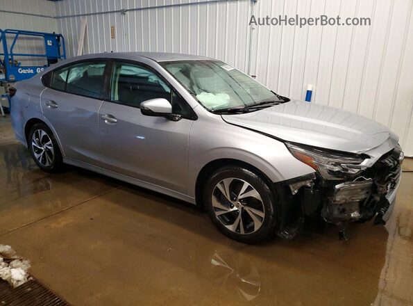 4S3BWAC62R3015186 2024 SUBARU LEGACY Silver Przód prawy