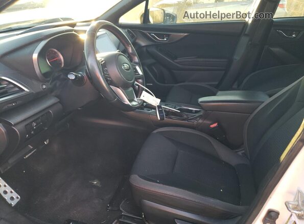 4S3GKAL6XJ3621275 2018 SUBARU IMPREZA Белый Вид салона спереди