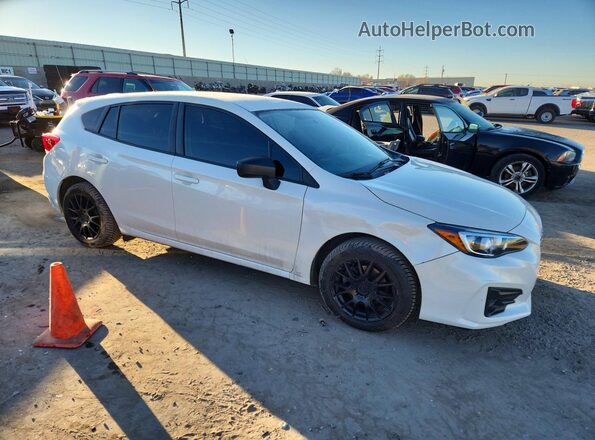 4S3GTAA64K3726041 2019 SUBARU IMPREZA White 