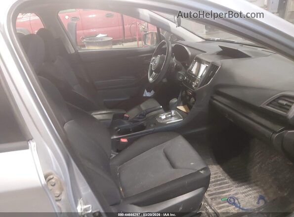 4S3GTAB68J3704248 2018 SUBARU IMPREZA Silver Սալոնի դիմացի տեսք