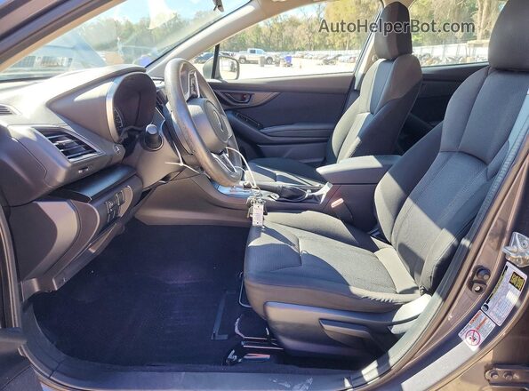 4S3GTAC61K3753758 2019 SUBARU IMPREZA Gray 