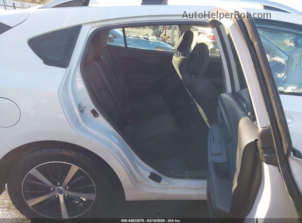 4S3GTAD62K3741472 2019 SUBARU IMPREZA White VIN კოდის სტიკერის ხედი