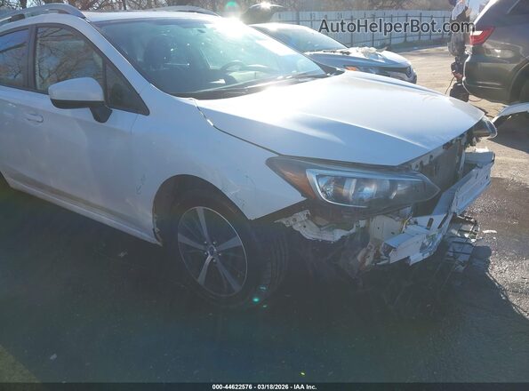 4S3GTAD62K3741472 2019 SUBARU IMPREZA White 