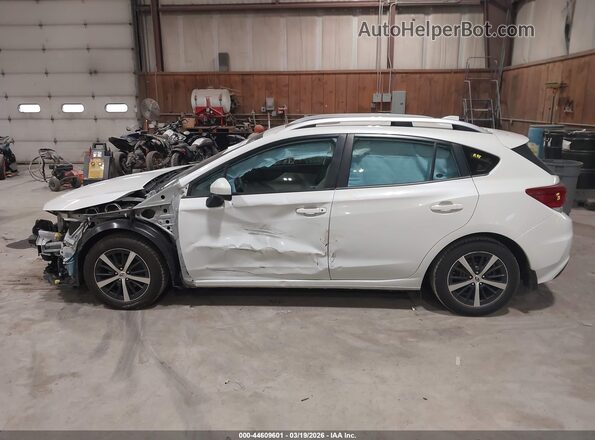 4S3GTAD69N3726620 2022 SUBARU IMPREZA White 