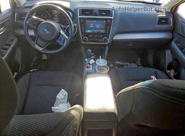 4S4BSAFCXJ3309058 2018 SUBARU OUTBACK Синий Вид панели приборов