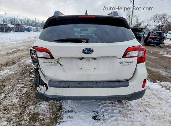 4S4BSALC3G3324076 2016 SUBARU OUTBACK White Rear view