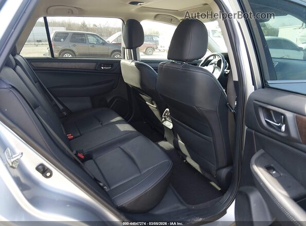 4S4BSANC2H3336878 2017 SUBARU OUTBACK Silver Вид наклейки з VIN-кодом