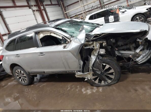 4S4BSENC2G3341942 2016 SUBARU OUTBACK Silver Սալոնի հետևի տեսք
