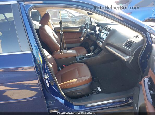 4S4BSETC3H3399613 2017 SUBARU OUTBACK Синий Вид салона спереди