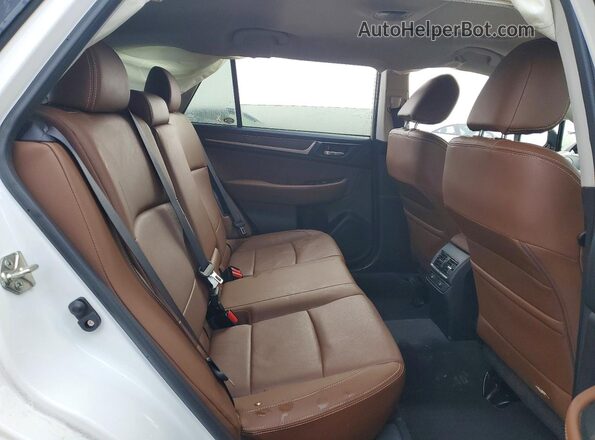 4S4BSETC6H3315414 2017 SUBARU OUTBACK White Widok wnętrza z tyłu
