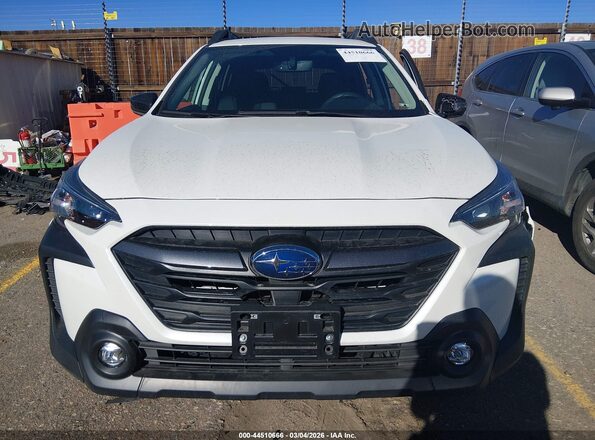 4S4BTADC1S3334206 2025 SUBARU OUTBACK White Սալոնի հետևի տեսք