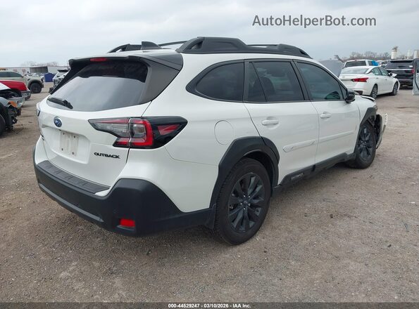4S4BTALC9R3232874 2024 SUBARU OUTBACK Белый Задняя правая четверть
