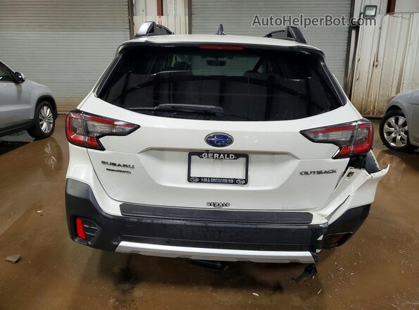 4S4BTANC4M3179216 2021 SUBARU OUTBACK White Rear view