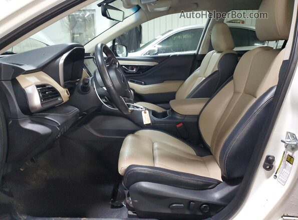 4S4BTANC4M3179216 2021 SUBARU OUTBACK White Front interior view