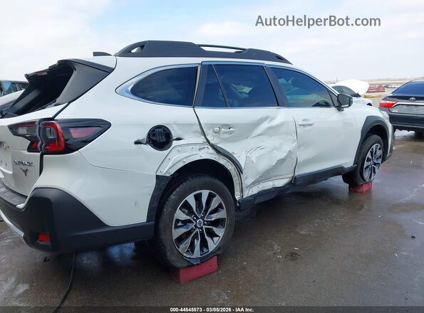 4S4BTANC4R3295720 2024 SUBARU OUTBACK White Vista frontal