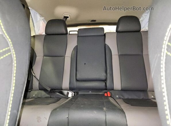 4S4BTGLD7N3227209 2022 SUBARU OUTBACK Silver Вид задніх сидінь