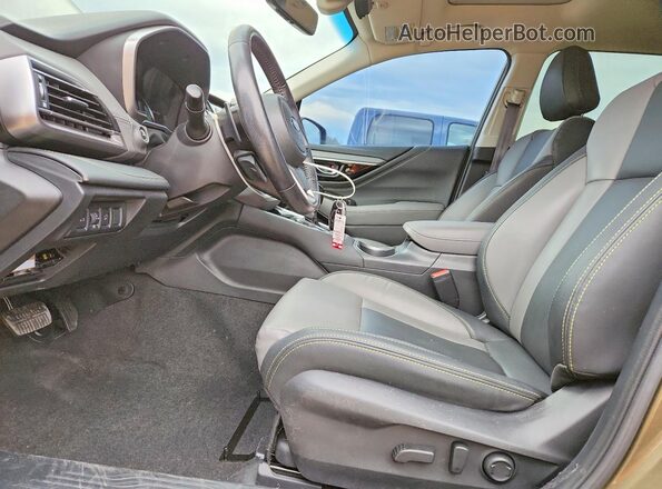 4S4BTGLDXM3195399 2021 SUBARU OUTBACK Green Front interior view