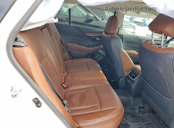 4S4BTGPD8N3201230 2022 SUBARU OUTBACK White Вид задньої частини салону