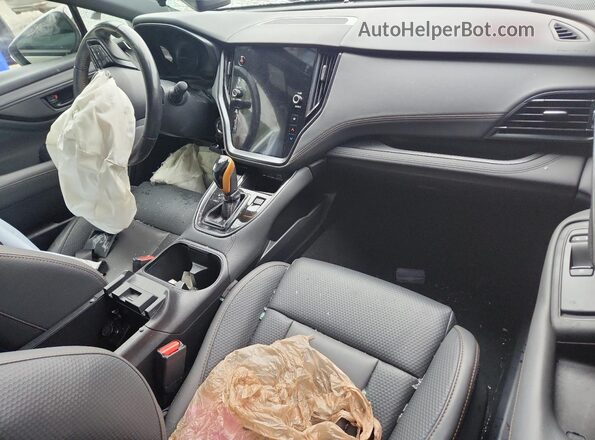 4S4BTGUD0P3105146 2023 SUBARU OUTBACK White Widok deski rozdzielczej