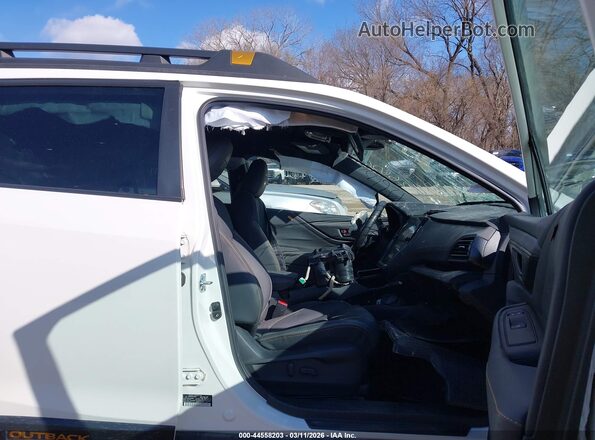 4S4BTGUD3P3126606 2023 SUBARU OUTBACK White Widok wnętrza z przodu