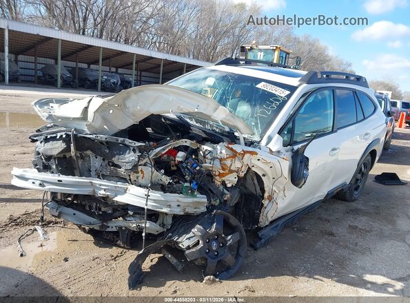 4S4BTGUD3P3126606 2023 SUBARU OUTBACK White Widok wnętrza 360 stopni