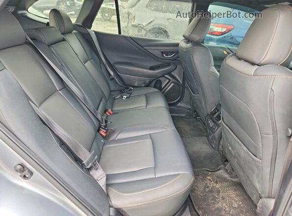 4S4BTGUD4N3245763 2022 SUBARU OUTBACK Silver Vista interior trasera