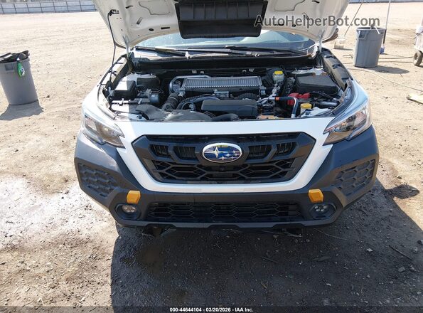 4S4BTGUD7R3233466 2024 SUBARU OUTBACK Белый Вид сзади