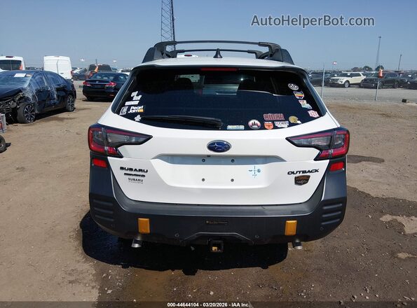 4S4BTGUD7R3233466 2024 SUBARU OUTBACK Белый 
