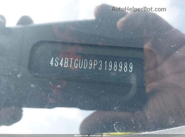 4S4BTGUD9P3198989 2023 SUBARU OUTBACK Gray ძრავის განყოფილების ხედი