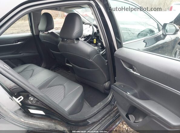 4T1B11HK6JU624554 2018 TOYOTA CAMRY Black 