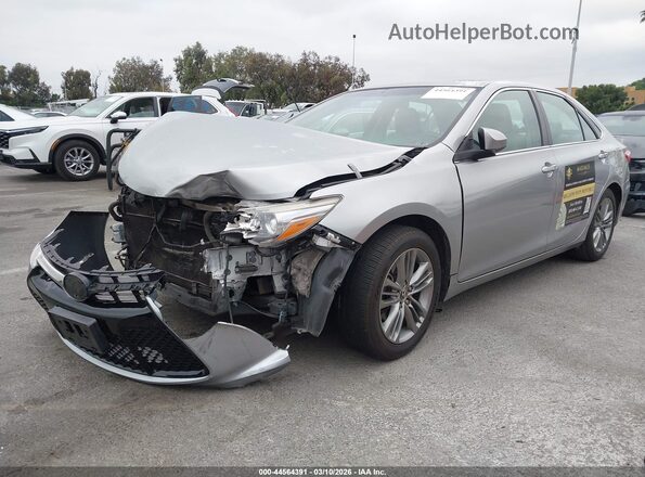 4T1BD1FK3GU184375 2016 TOYOTA CAMRY HYBRID Silver Przód lewy