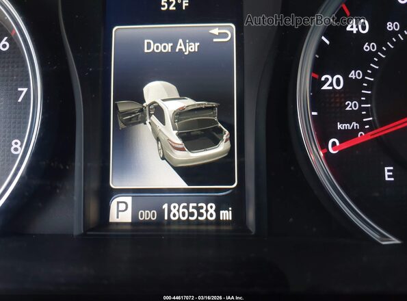 4T1BF1FK1GU603320 2016 TOYOTA CAMRY Silver 