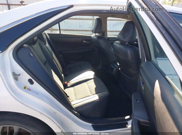 4T1BF1FK2GU517885 2016 TOYOTA CAMRY White Widok naklejki z numerem VIN