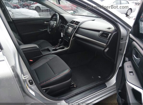 4T1BF1FK3GU123067 2016 TOYOTA CAMRY Gray Вид салону спереду