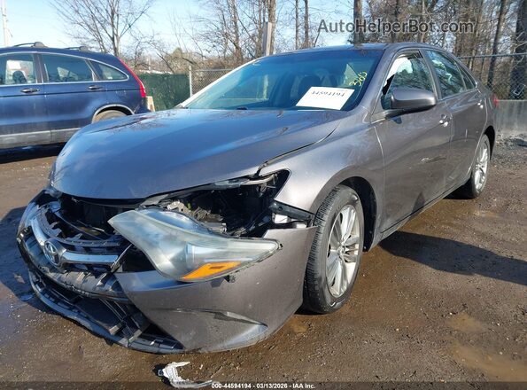 4T1BF1FK4HU648477 2017 TOYOTA CAMRY Серый Передняя левая четверть