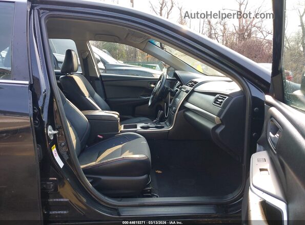 4T1BF1FKXGU217057 2016 TOYOTA CAMRY Black Front interior view