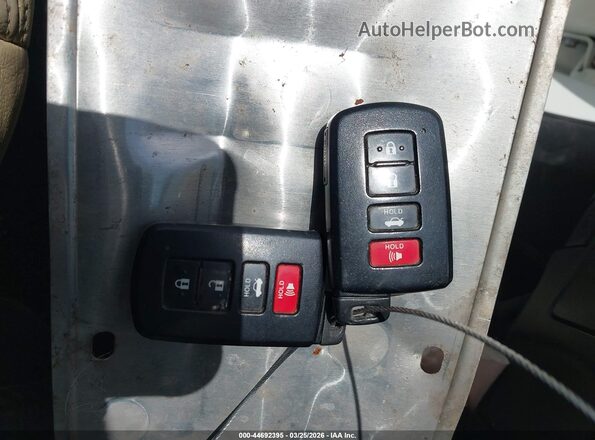 4T1BK1EB7GU216381 2016 TOYOTA LE White Widok deski rozdzielczej