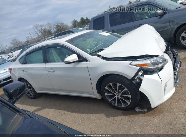 4T1BK1EB7JU275096 2018 TOYOTA LE White Vista interior de 360 grados