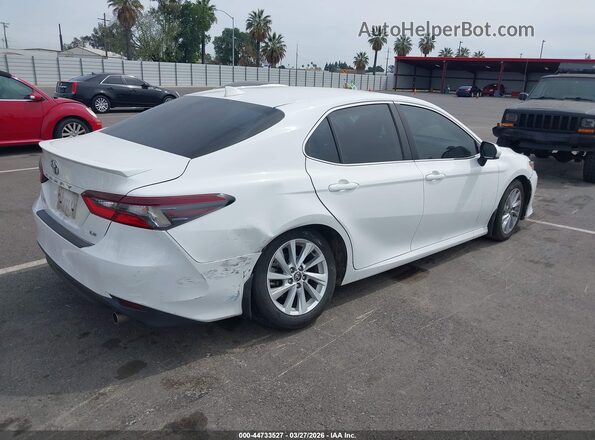 4T1C11AK8PU721021 2023 TOYOTA LE White Trasero derecho