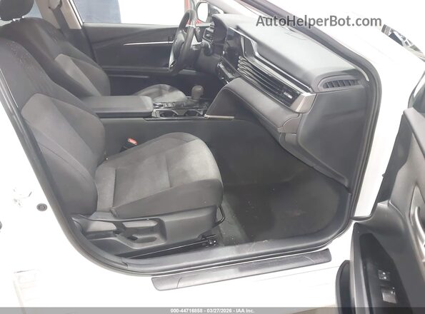 4T1DAACK0SU000475 2025 TOYOTA LE White Вид салону спереду