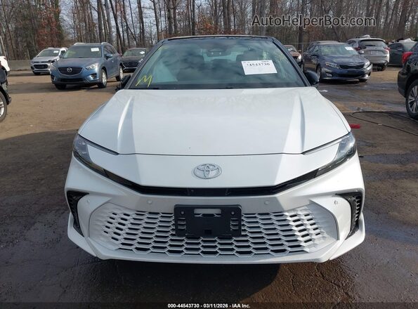 4T1DAACK0SU028096 2025 TOYOTA CAMRY White ხელსაწყოთა პანელის ხედი