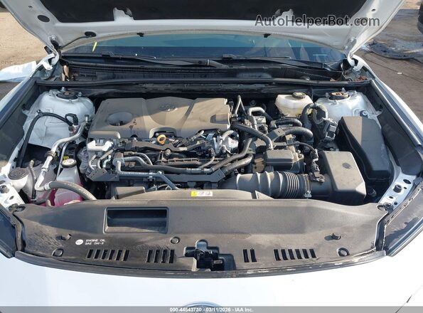 4T1DAACK0SU028096 2025 TOYOTA CAMRY White უკანა ხედი