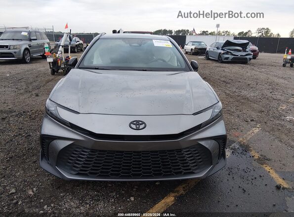 4T1DAACK1SU602690 2025 TOYOTA CAMRY Gray Սալոնի հետևի տեսք