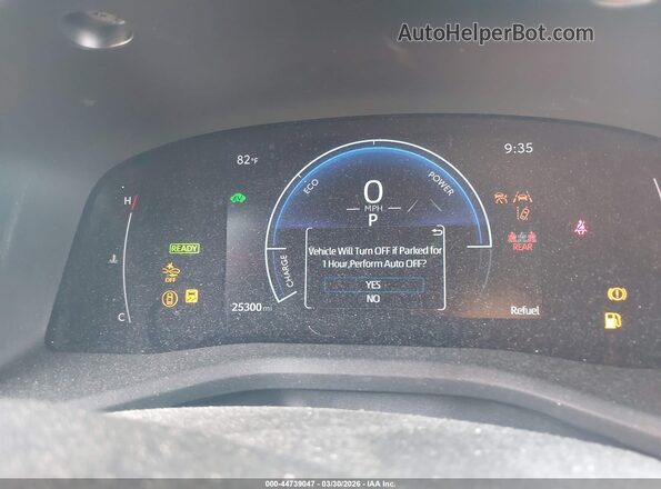 4T1DAACK2SU128247 2025 TOYOTA CAMRY Burgundy Հետևի նստատեղերի տեսք