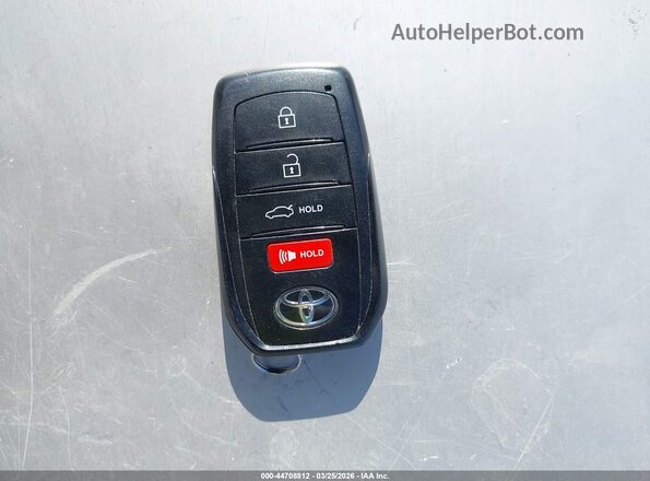 4T1DAACK6SU121429 2025 TOYOTA LE Gray Widok deski rozdzielczej