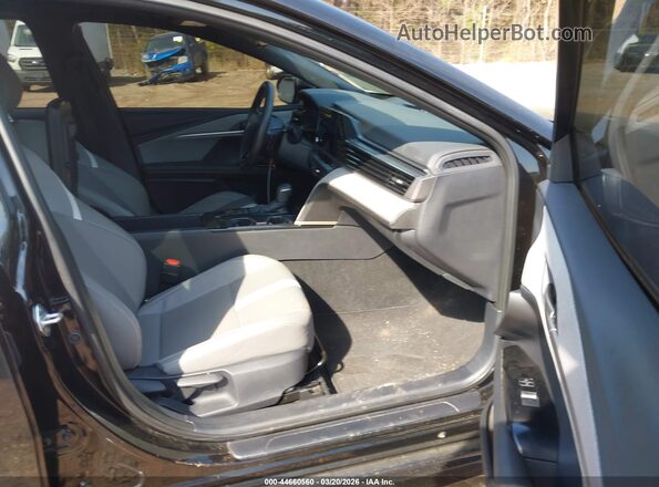 4T1DAACK8SU042604 2025 TOYOTA CAMRY Black Widok wnętrza z przodu